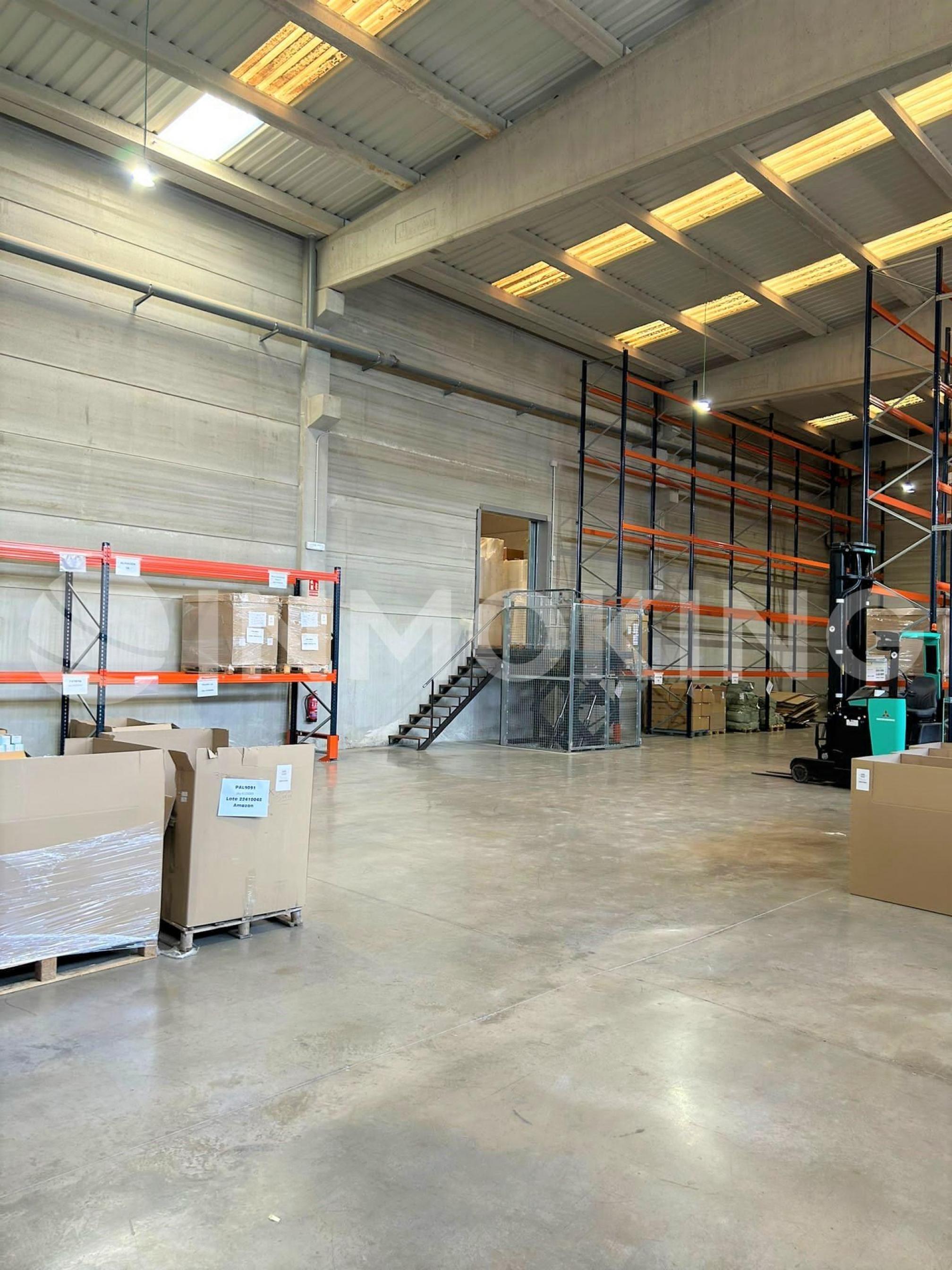 Foto de la propiedad Nave industrial en alquiler, P.E Táctica, Paterna